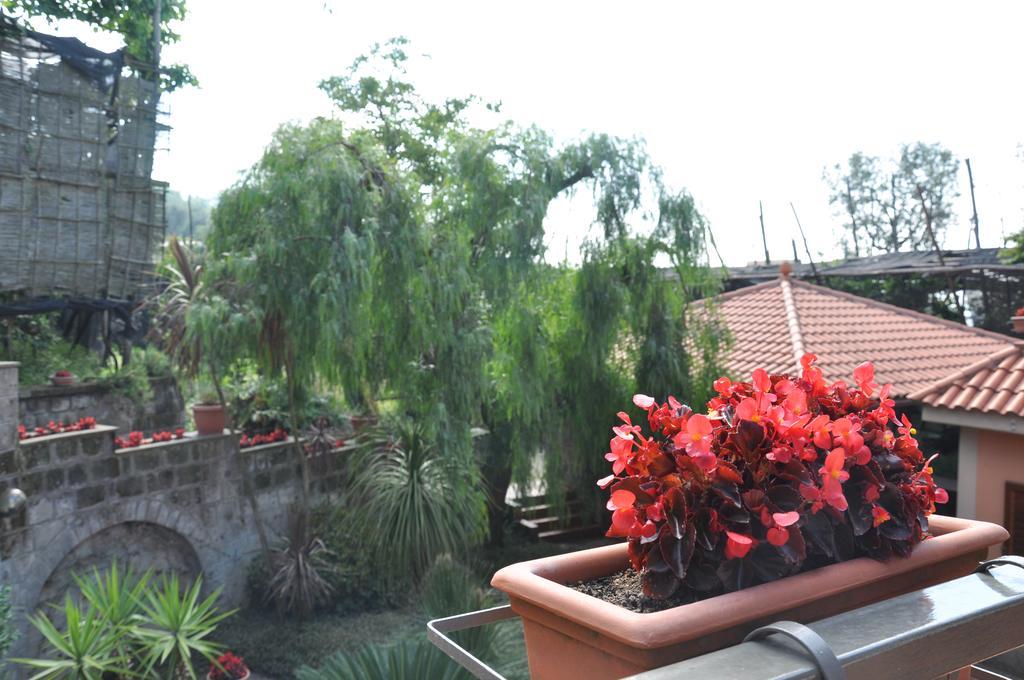 Bed and Breakfast Bed And Lemons Piano di Sorrento Exterior foto