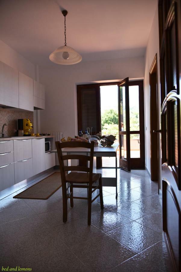 Bed and Breakfast Bed And Lemons Piano di Sorrento Exterior foto